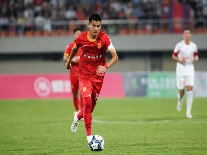 黄希扬：若不影响中超备战也有时间的话，还是想踢一踢“渝超”